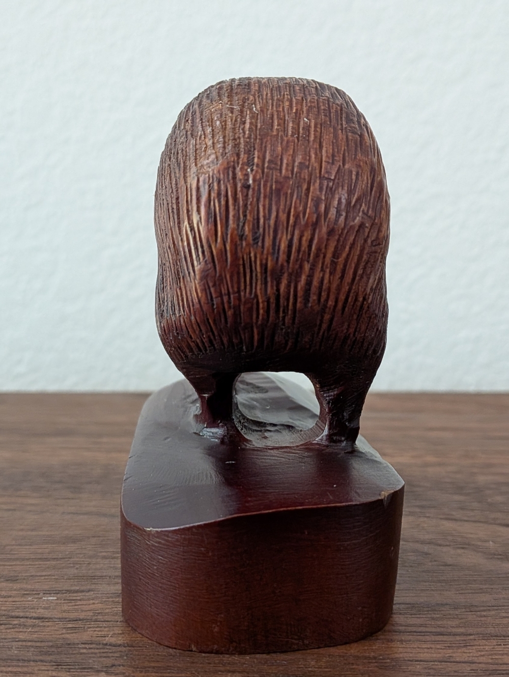 Vintage Hand Carved Wooden Kiwi Bird w/ Brass Eyes Tawa, New Zealand 3.75 in - Picture 3 of 12